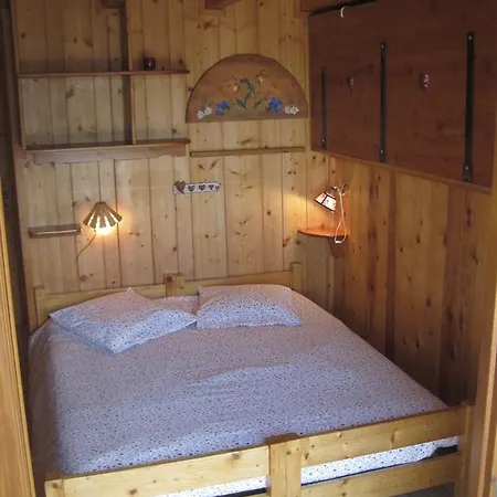 Bed and Breakfast Le Paradou 3*